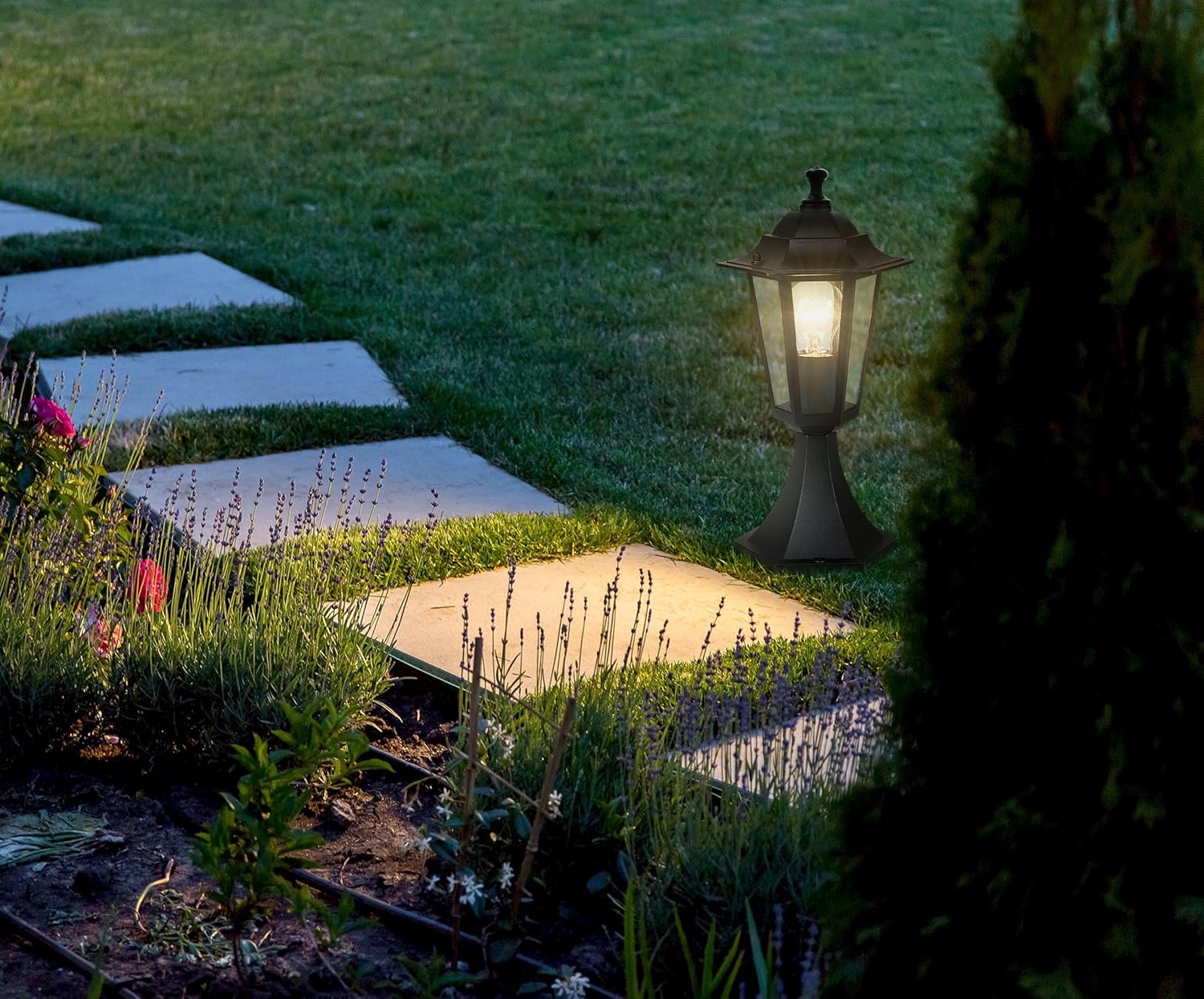 Eglo borne extérieure Laterna 4 fonte d'aluminium noir E27 IP44